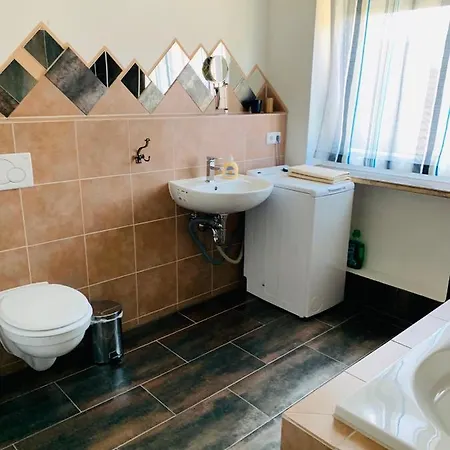 Charmante 3zi-ferienwohnung Im Landhausstil شقة