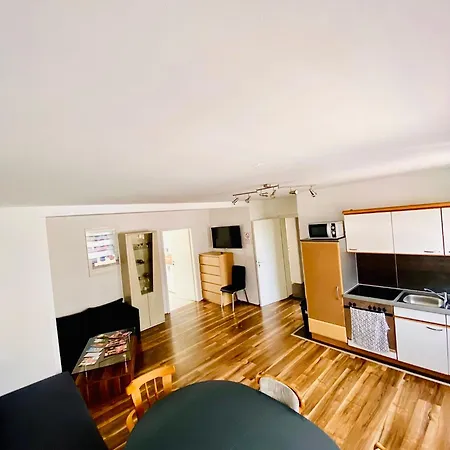 Charmante 3zi-ferienwohnung Im Landhausstil شقة