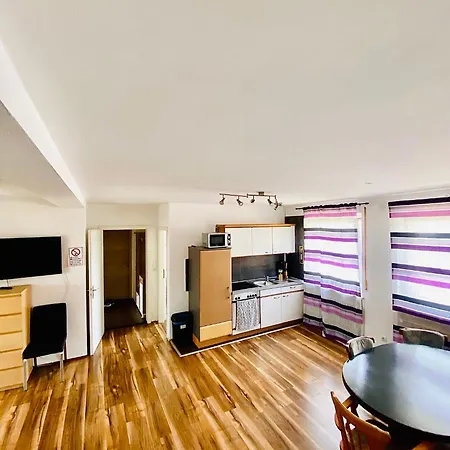 アパート Charmante 3zi-ferienwohnung Im Landhausstil